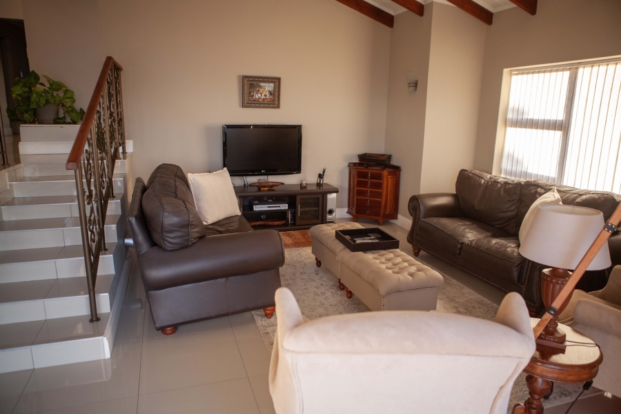 4 Bedroom Property for Sale in Linkside Western Cape